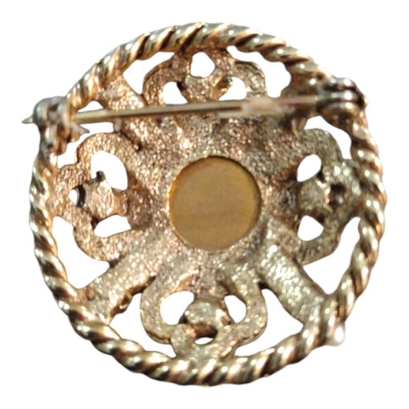 Vintage Domed Cabochon Brooch with Glass Amethyst & Pearls - Picture 2 of 3